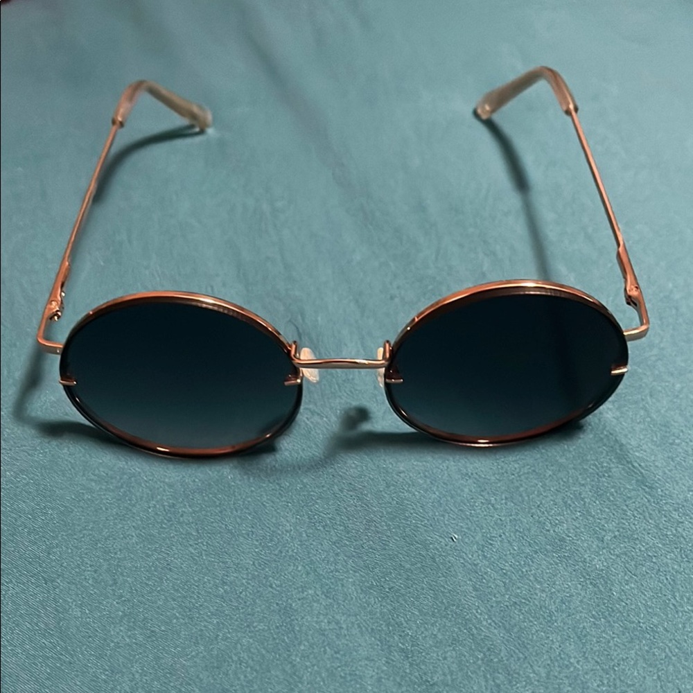 Round Gold Sunglasses